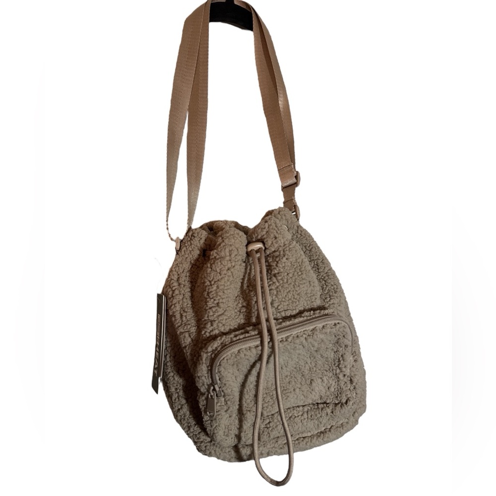 NWT 32 Degrees Sherpa Drawstring Bucket Shoulder Bag mocha